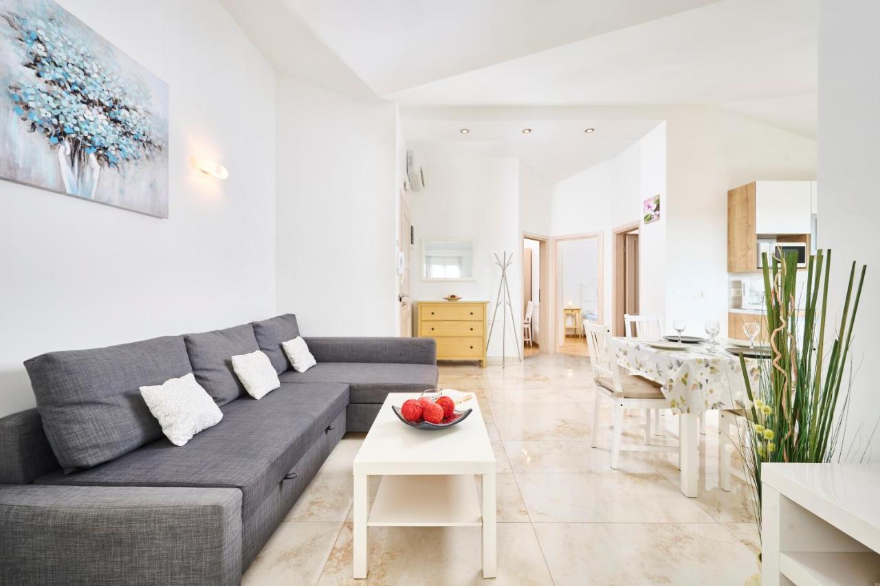 Elia Apartments Savudrija Eksteriør billede